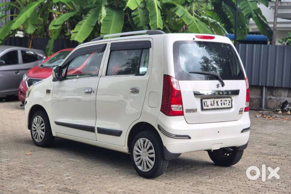 Maruti Suzuki Wagon R 1.0 Vxi Amt, 2017, Petrol