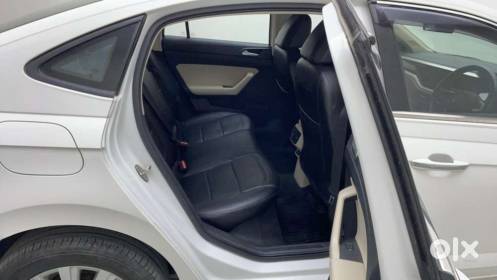 Volkswagen Virtus Highline Plus 1.0 Tsi At, 2024, Petrol