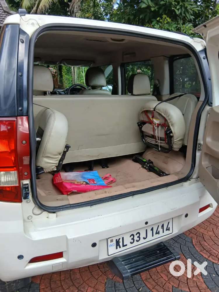 Mahindra Tuv Automatic 300 Diesel 2017