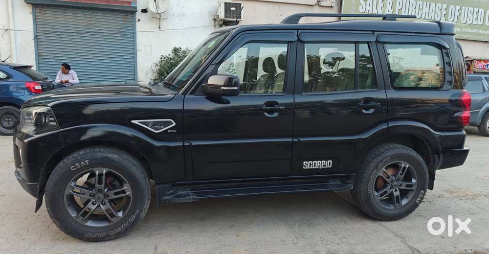 Mahindra Scorpio S9, 2019