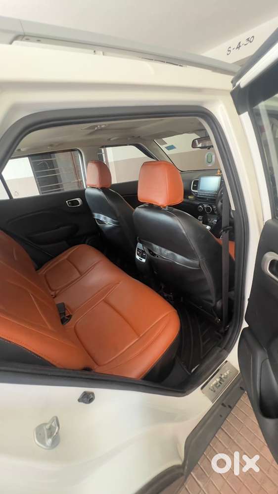 Hyundai Venue Petrol 2019