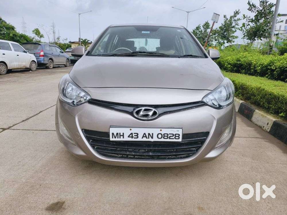 Hyundai I20 Sportz At 1.4, 2013, Petrol
