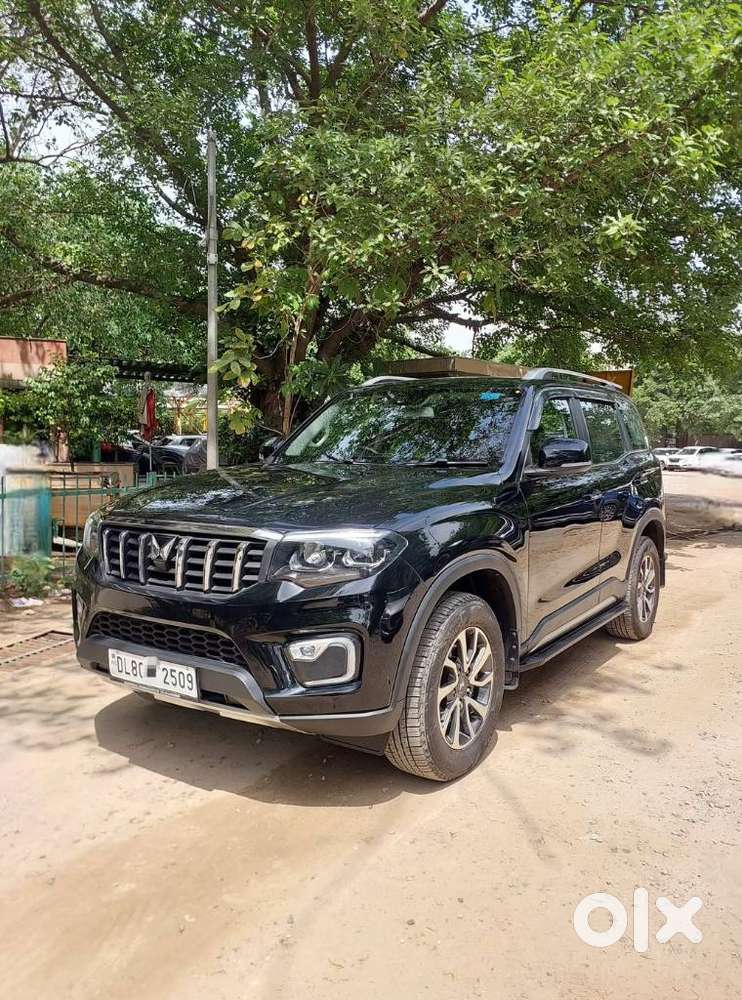 Mahindra Scorpio N Z8 Petrol At 7 Str, 2023, Petrol