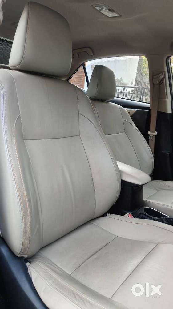 Toyota Corolla Altis 2013-2017 Vl At, 2014, Petrol