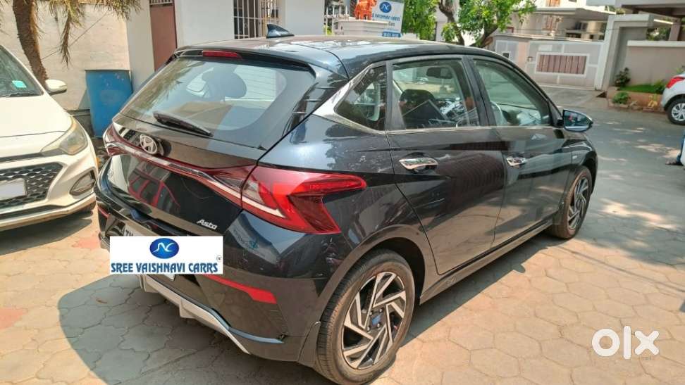Hyundai I20 Asta (o) 1.2 Ivt, 2024, Petrol