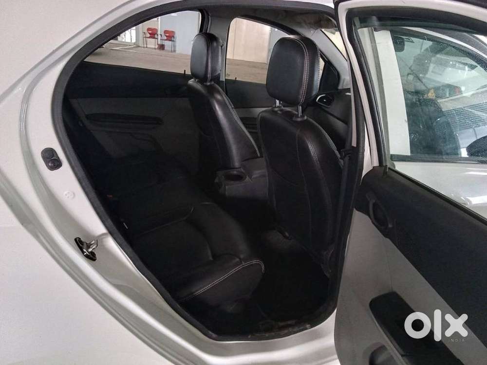 Tata Tiago 1.2 Revotron Xt, 2020, Petrol