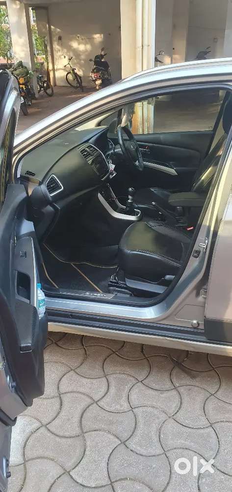 Maruti Suzuki S-cross 1.6 Alpha Diesel Well-maintained