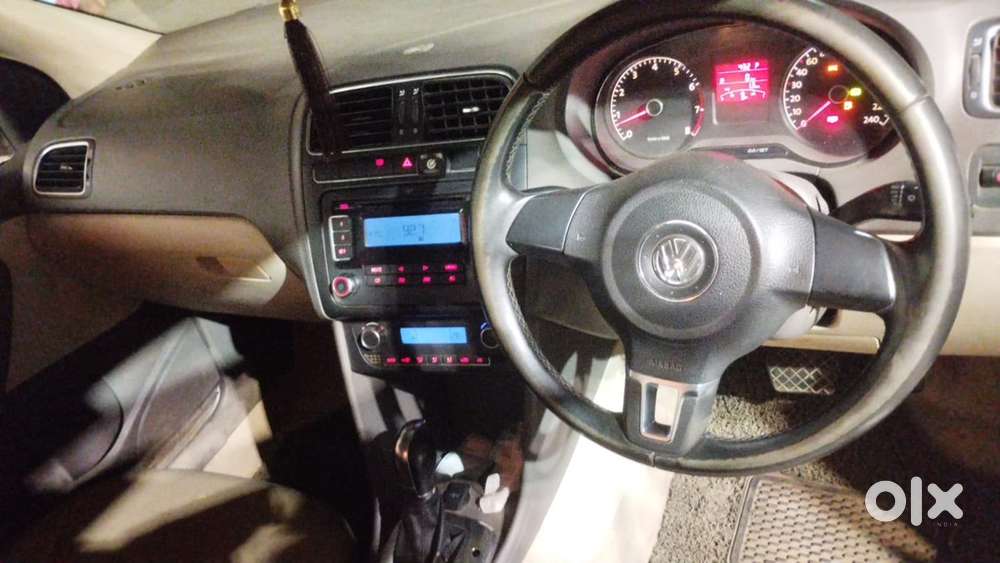 Volkswagen Vento Petrol 2011