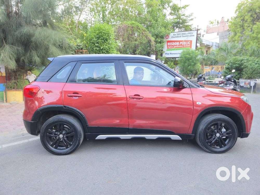 Maruti Suzuki Brezza Zdi+ Dual Tone, 2017, Diesel