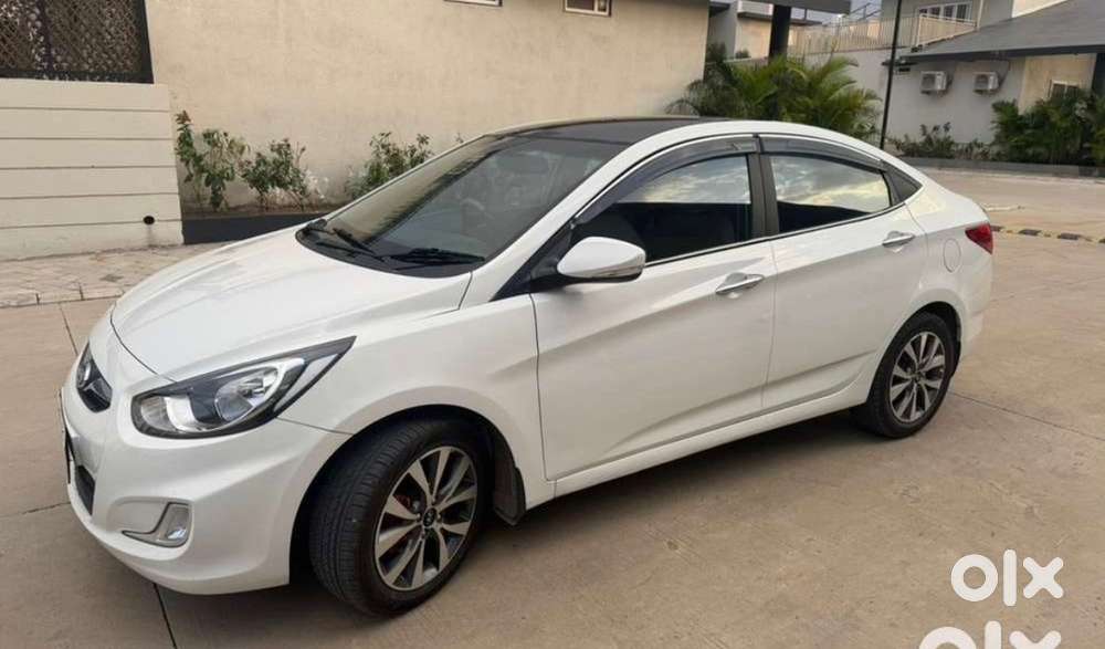 Hyundai Fluidic Verna 2014