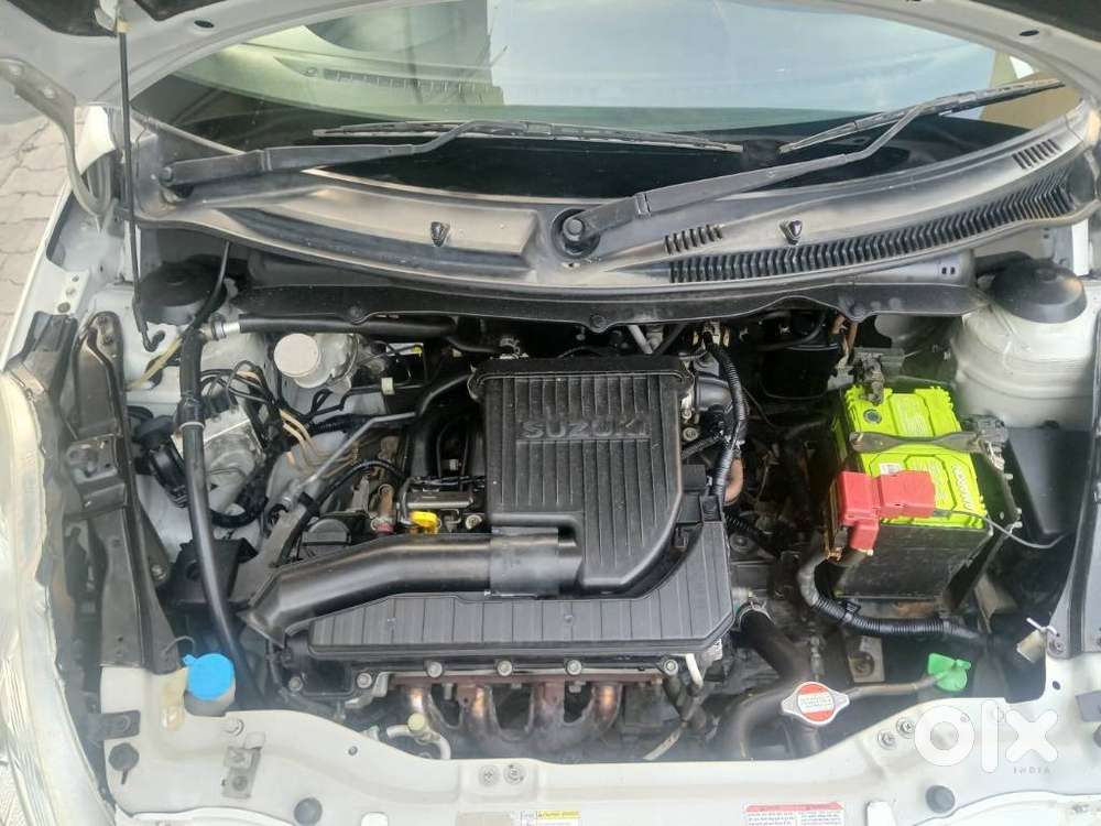 Maruti Suzuki Swift Lxi Optional-o, 2016, Petrol