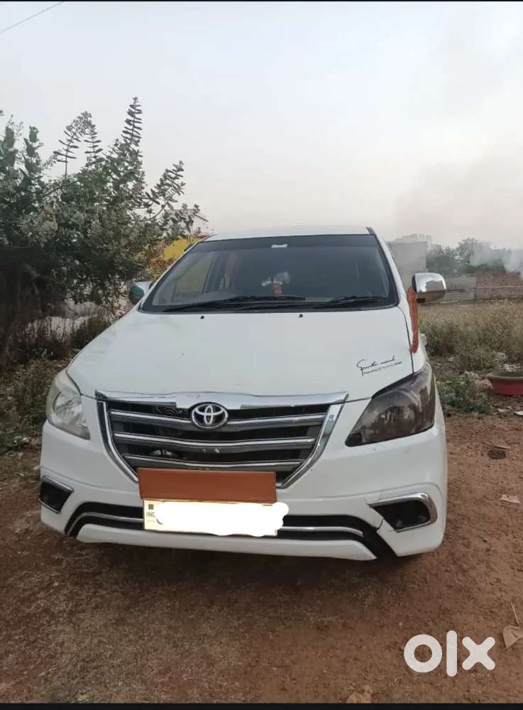 Toyota Innova 2013 Diesel Well Maintained