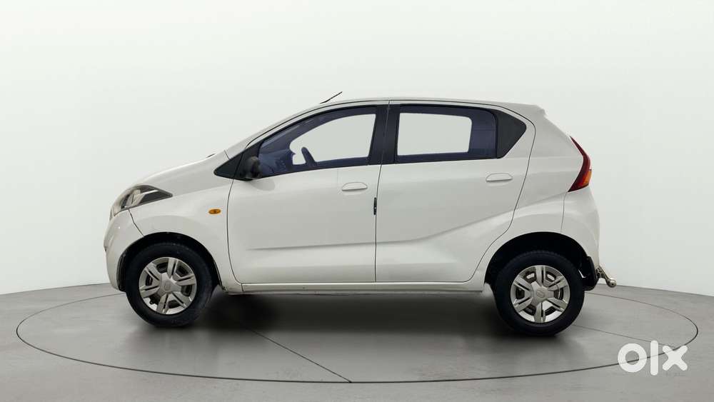 Datsun Redigo T Option, 2016, Petrol