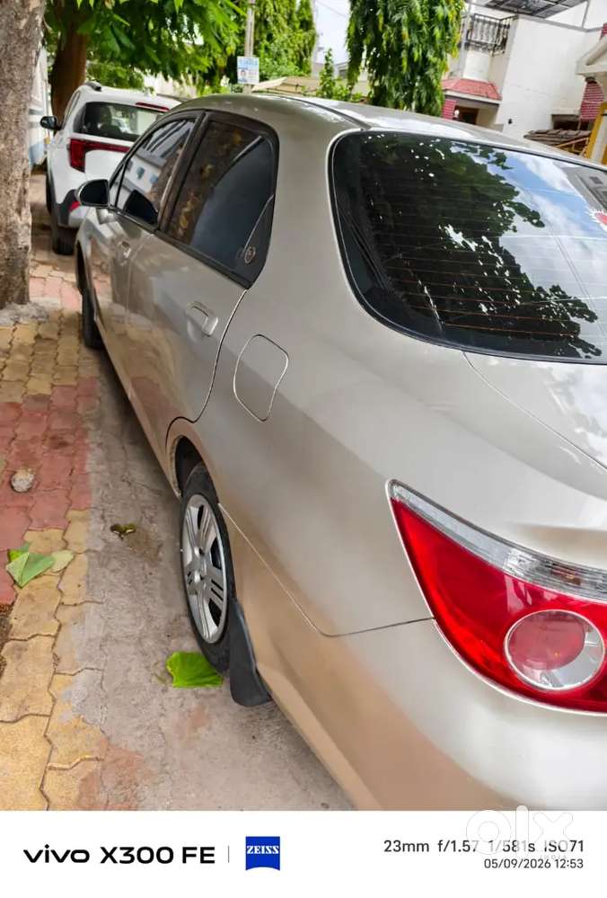 * Honda City વેચવાની છે *

 ગાડીની માહિતી

 ગાડી : Honda C