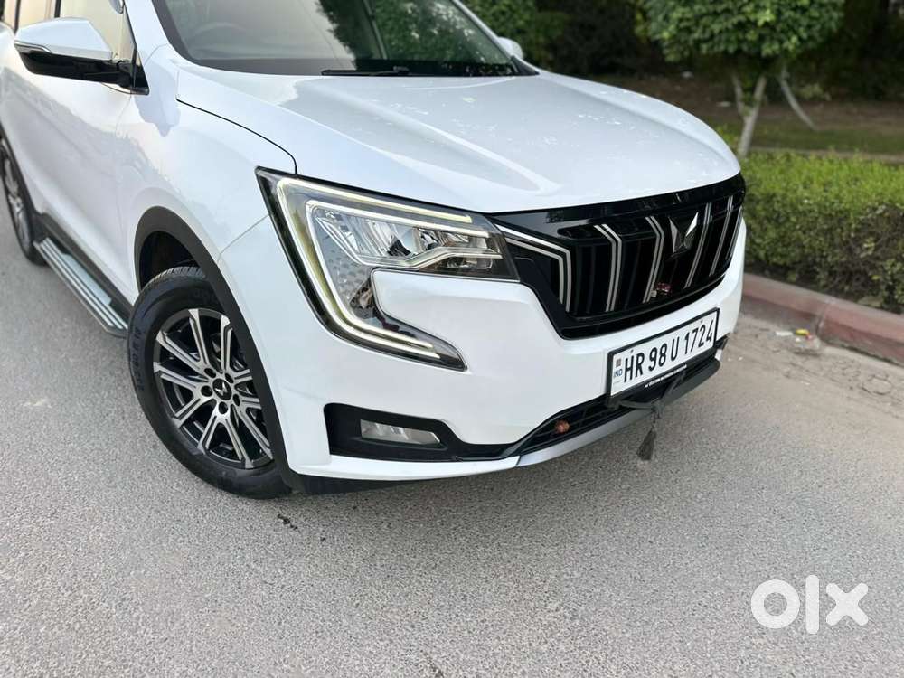 Mahindra Xuv700 2.0 Ax 7 Petrol At Str, 2025, Petrol