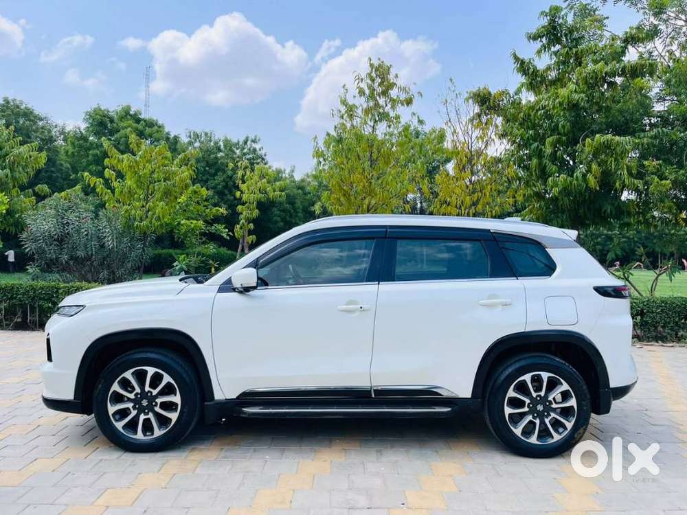 Maruti Suzuki Grand Vitara 1.5 Alpha Plus Intelligent Hybrid Ecvt, 2..