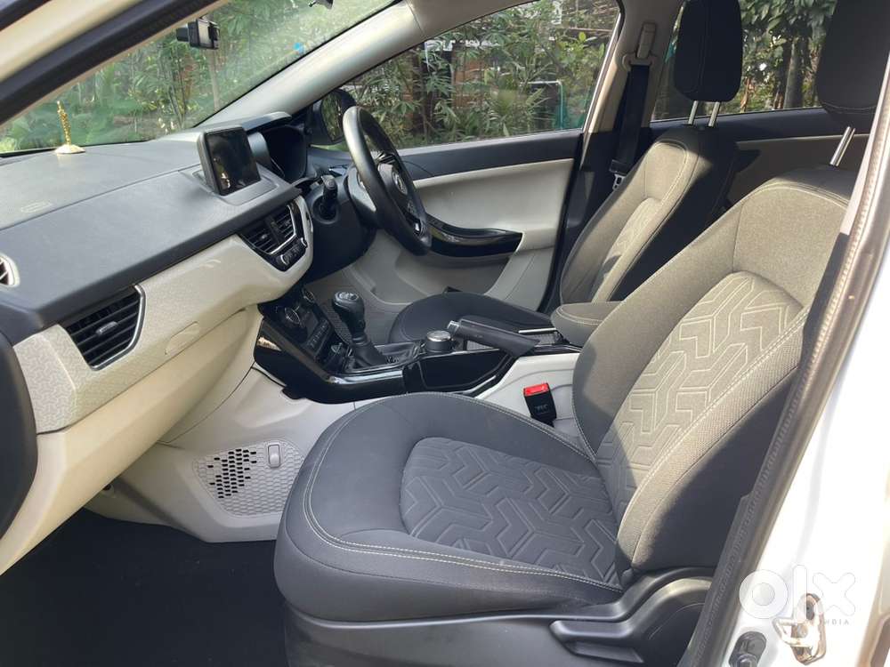 2021 Tata Nexon Petrol Manual