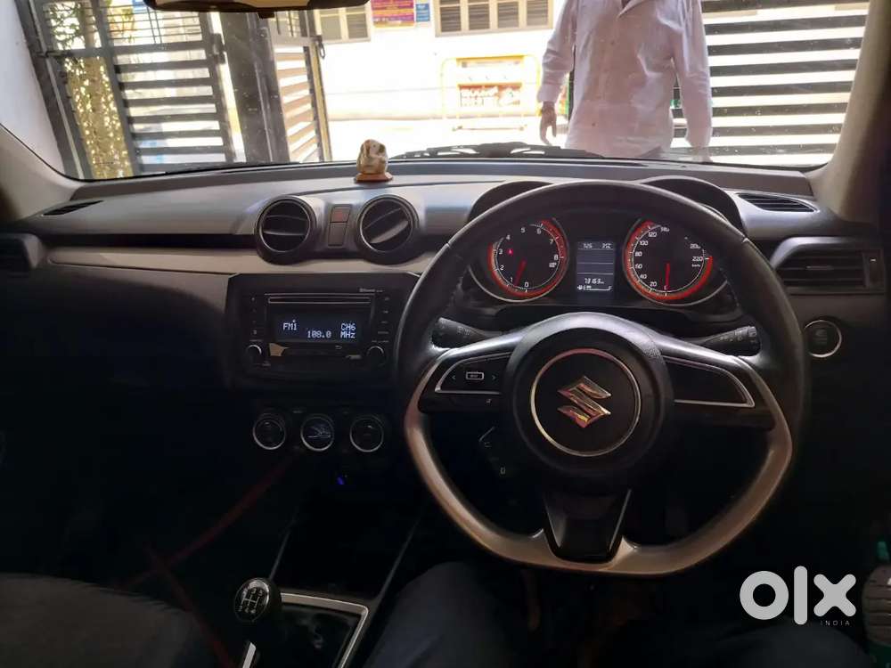 Maruti Suzuki Swift 2018 Petrol 73000 Km Driven