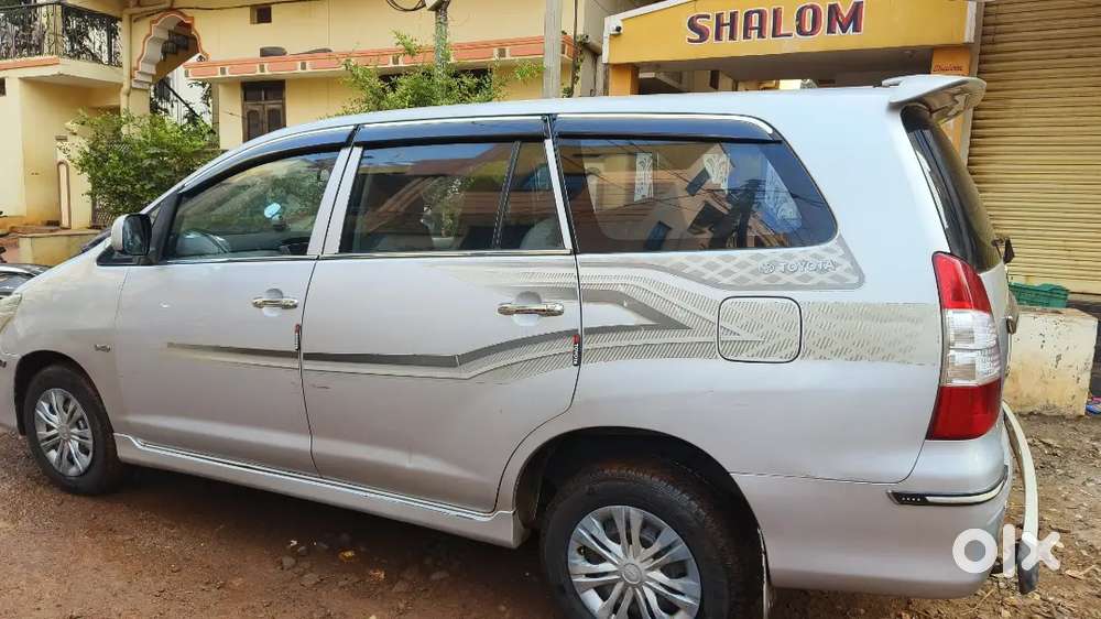 Toyota Innova 2012 Diesel Well Maintained