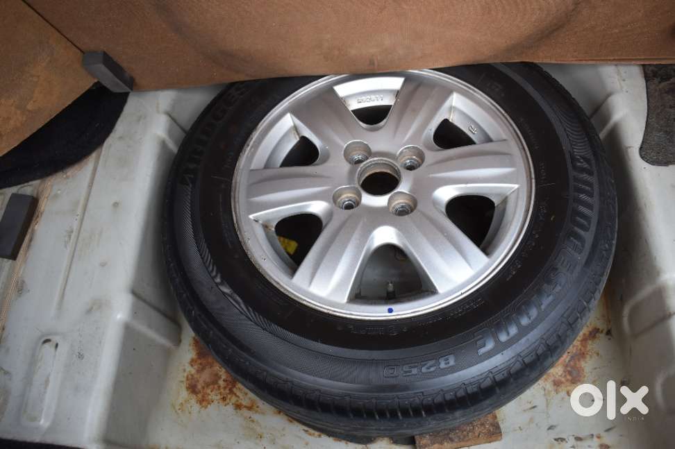 Maruti Suzuki Swift Dzire 1.2 Zxi Bsiv, 2011, Petrol