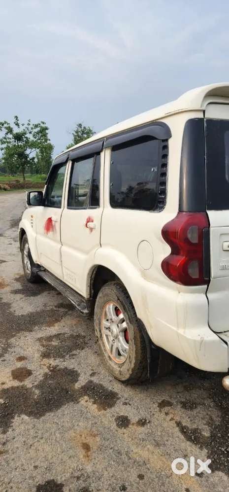 Mahindra Scorpio 2013 Diesel Manual Year