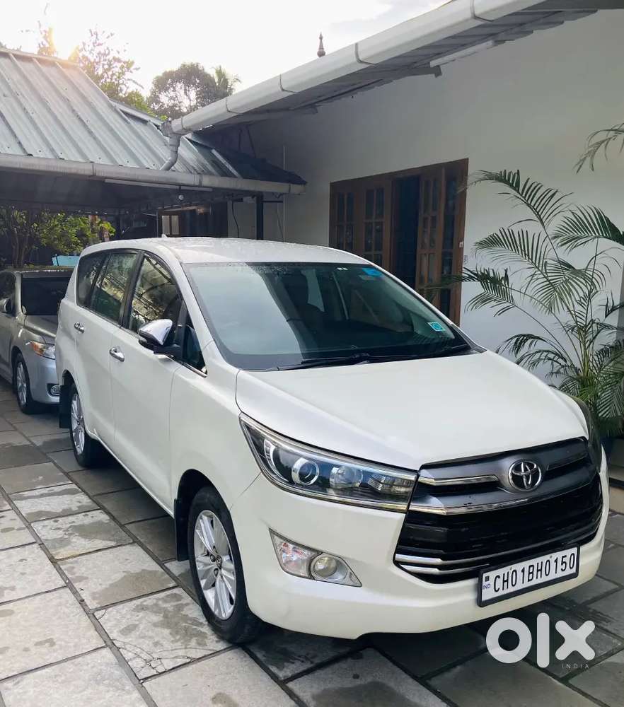 Toyota Innova Crysta Automatic 2.8 Zx Fully Company Serviced