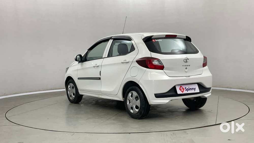 Tata Tiago 1.2 Revotron Xt Option, 2022, Petrol