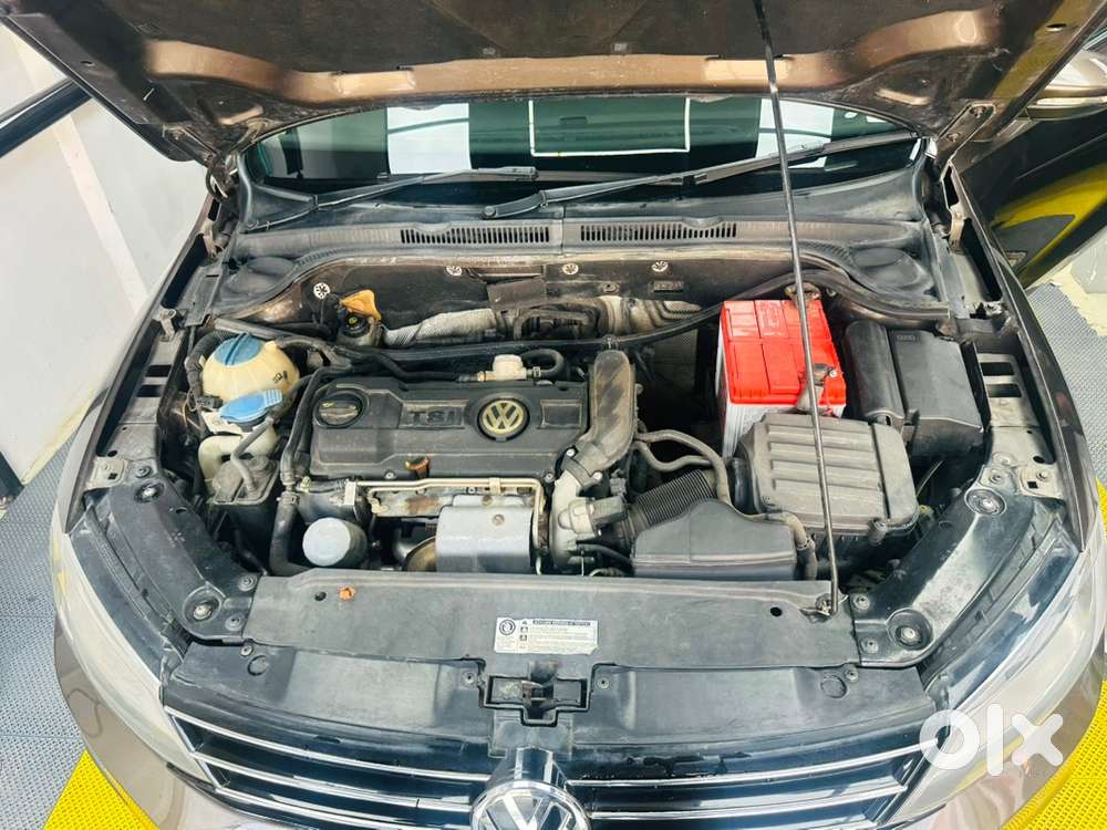 Volkswagen Jetta Petrol 2016
