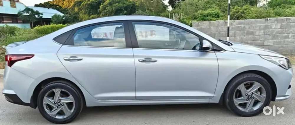 Hyundai Verna Sx With Sunroof