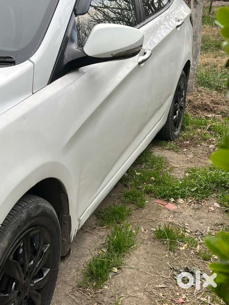 Hyundai Fluidic Verna 2013 Diesel Manual Car