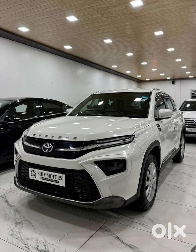 Toyota Urban Cruiser 2024 Drive Manual