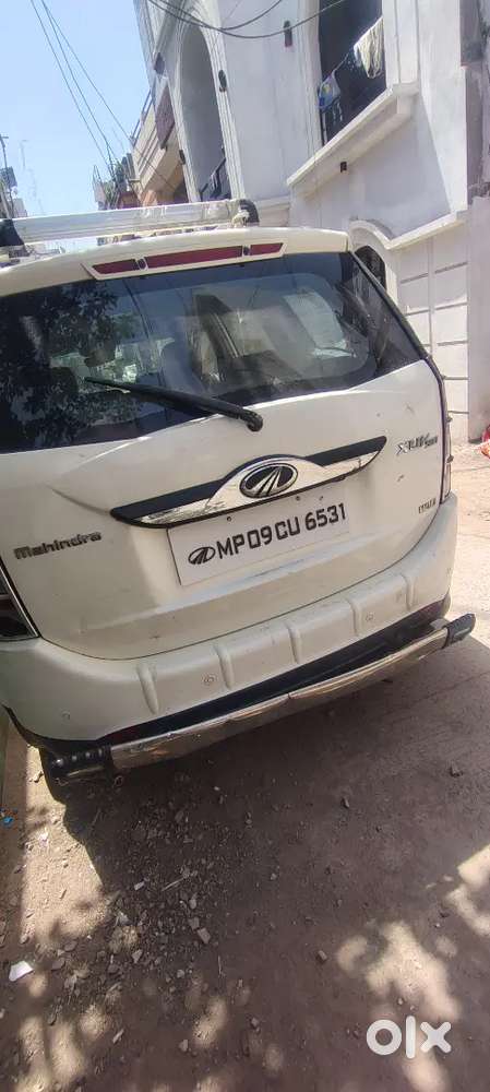 Mahindra Xuv500 Hawk 2016 Car