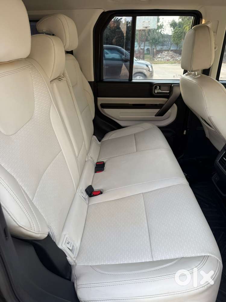 Mahindra Thar Roxx Ax7 L Diesel At 2wd, 2025, Diesel