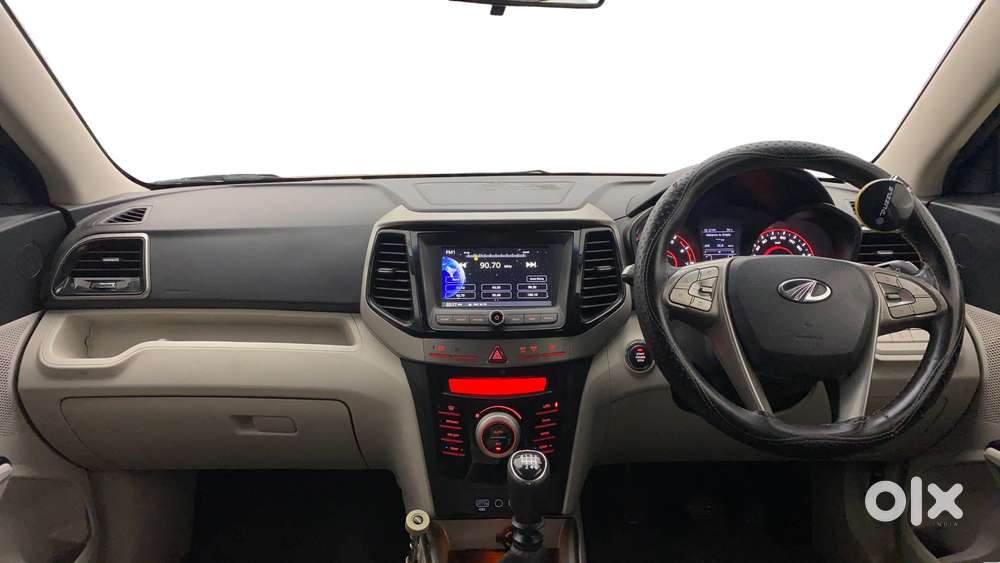 Mahindra Xuv300 W8, 2021, Petrol