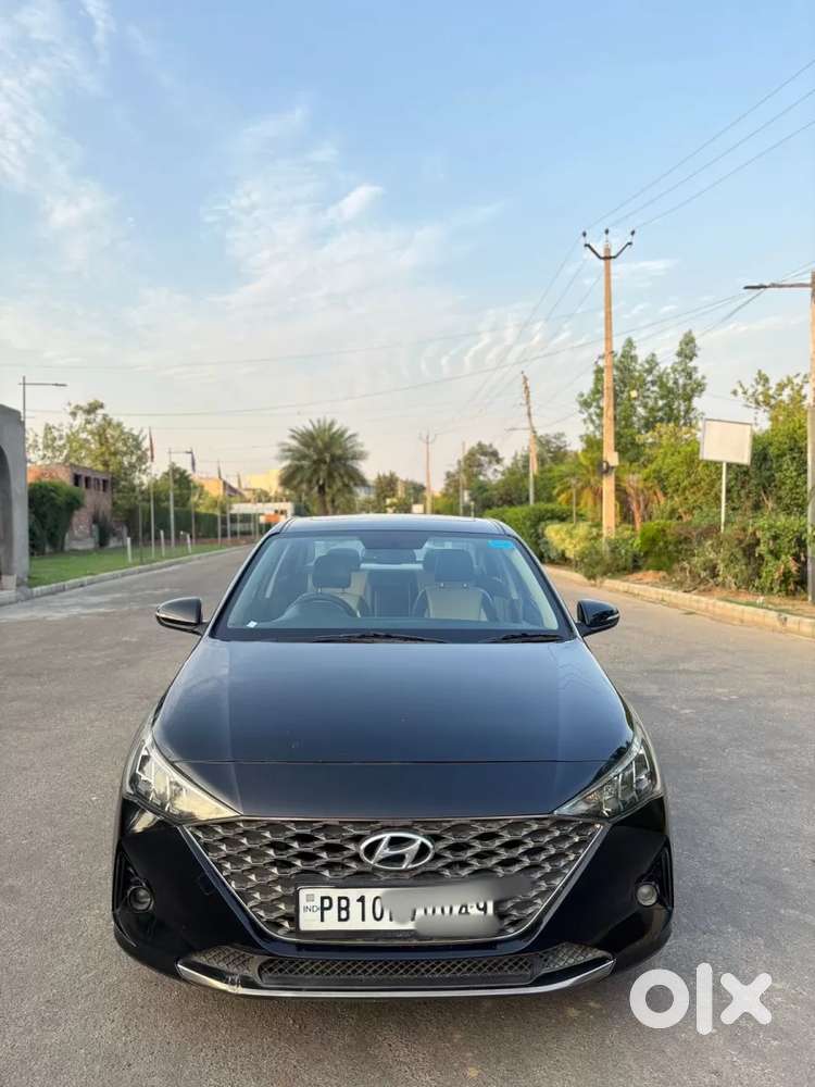 Hyundai Verna 1.5 Sx (o) Vtvt, 2022, Petrol