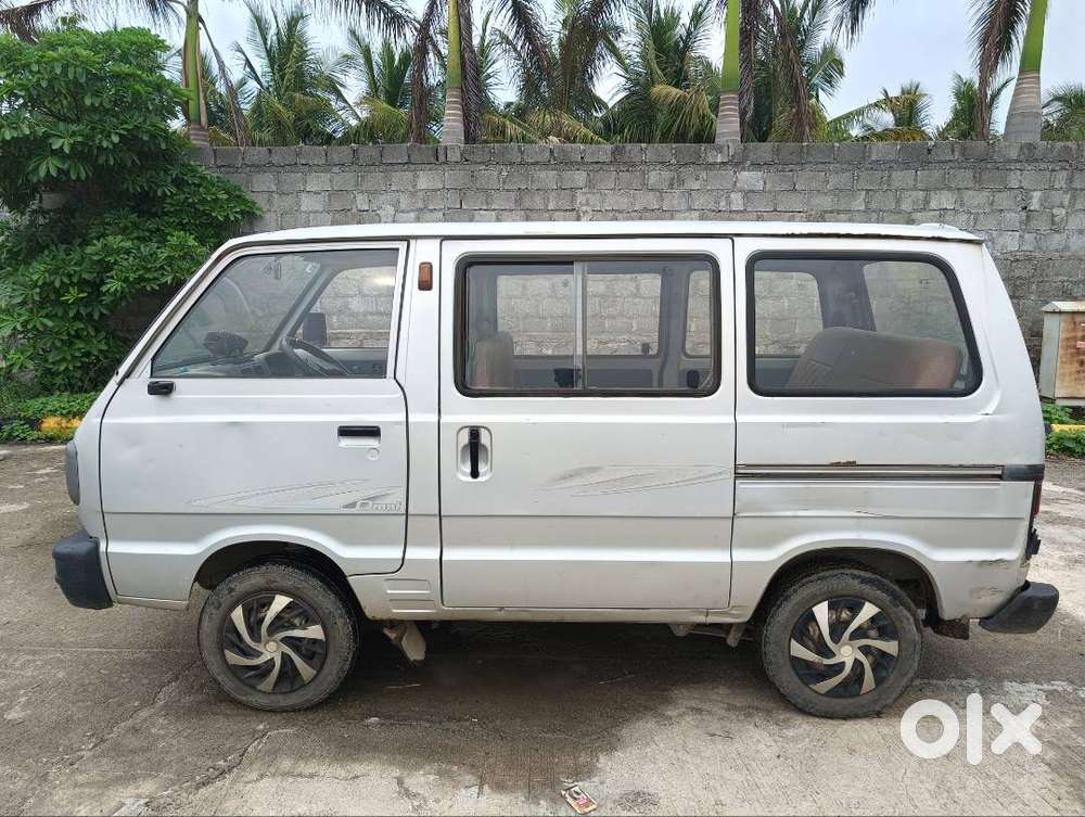 Omni Van 8 Seater