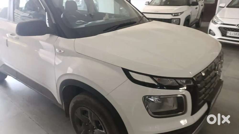 Hyundai Venue E Petrol 2024