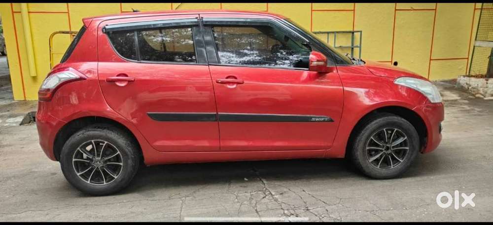 Maruti Suzuki Swift Vxi Optional, 2014, Petrol