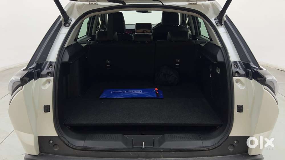 Maruti Suzuki Grand Vitara 1.5 Alpha Smart Hybrid, 2025, Cng & Hybri..