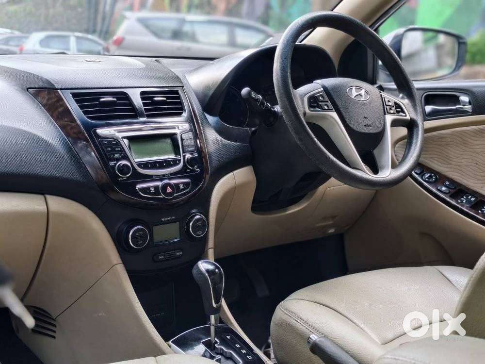 Hyundai Verna Fluidic 1.6 Vtvt Sx, 2014, Petrol