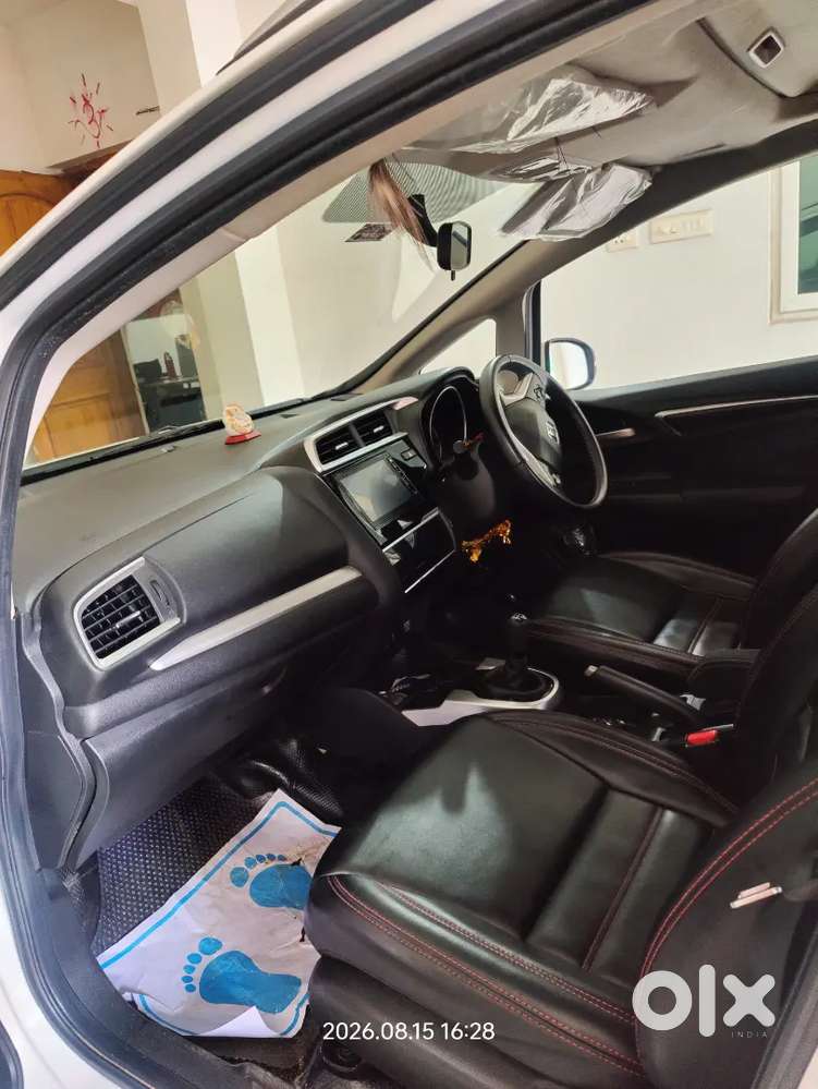 Honda Wr-v Edge 2022 Excellent Condition, Defence Family Owned