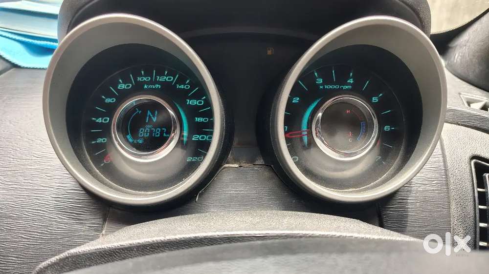 Mahindra Xuv500 2.2 Diesel 2015