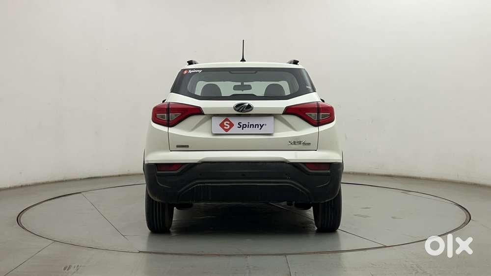 Mahindra Xuv300 1.2 W6 Amt Petrol, 2022, Petrol