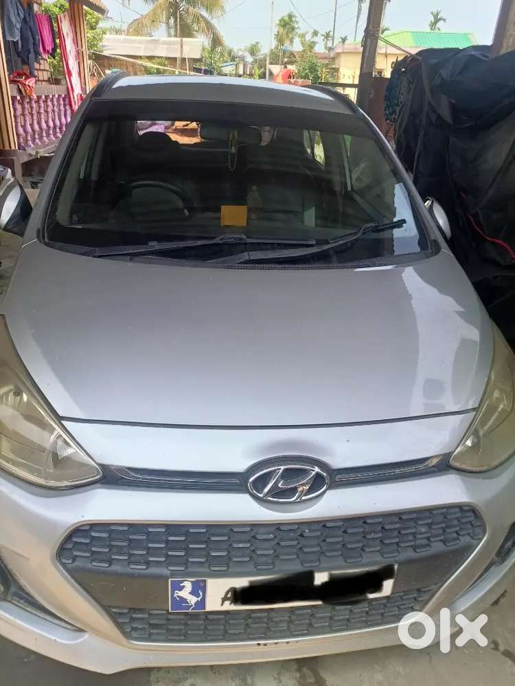 Hyundai Grand I10 2017 Petrol 65000 Km Driven