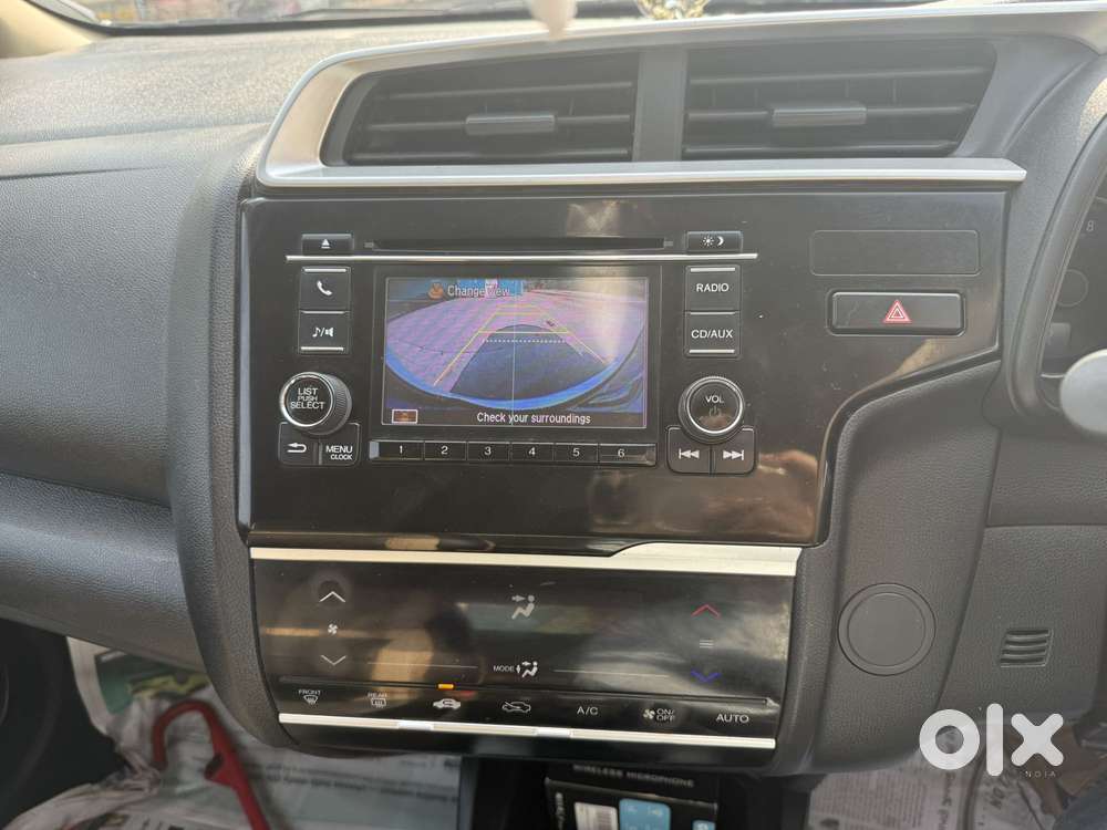 Honda Jazz V Automatic, 2016, Petrol