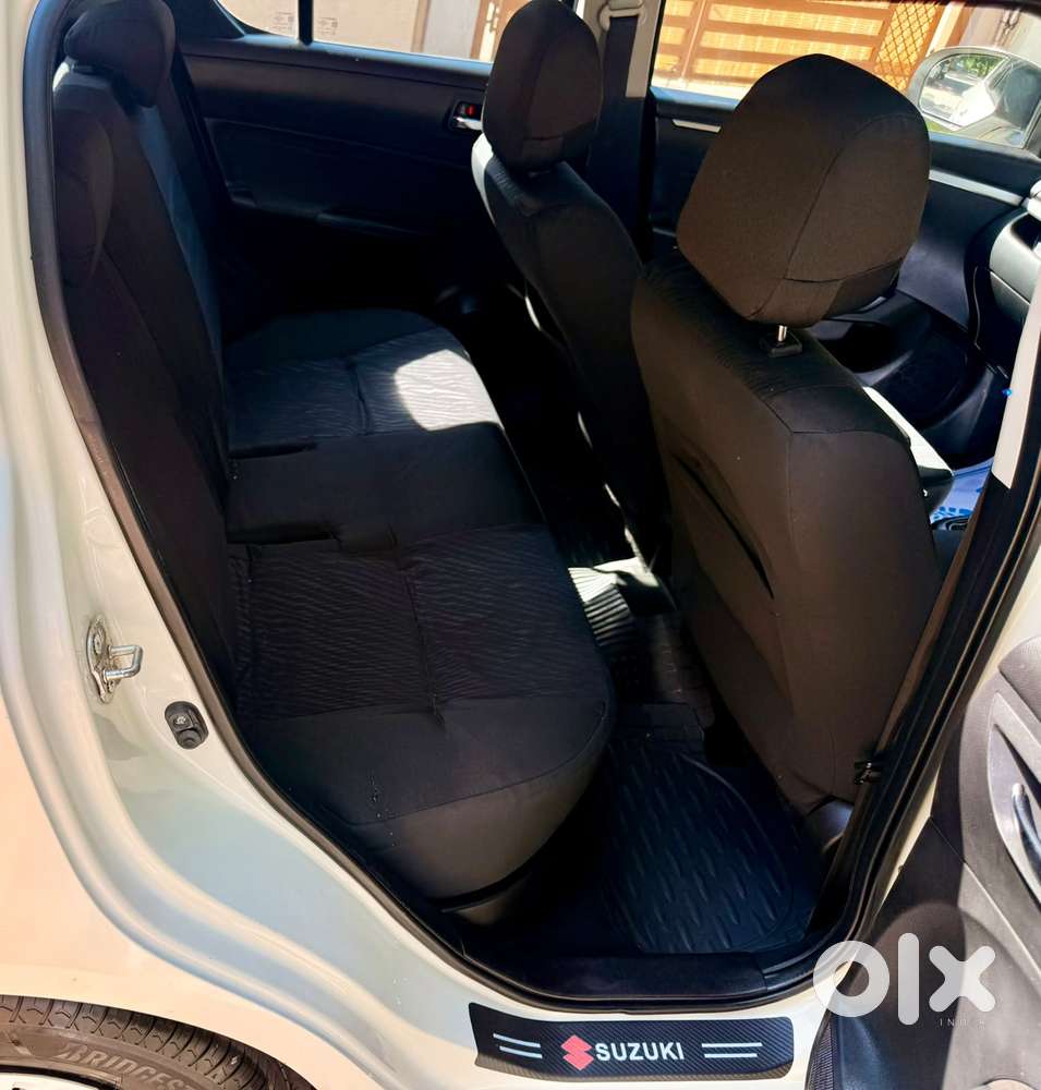 Maruti Suzuki Swift Vxi Abs Bsiv, 2016, Cng & Hybrids