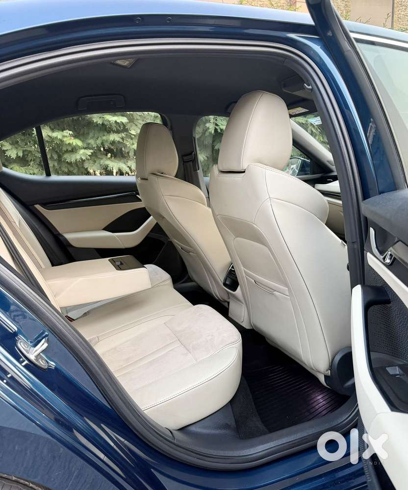 Skoda Octavia 2.0 Style Tsi At, 2022, Petrol