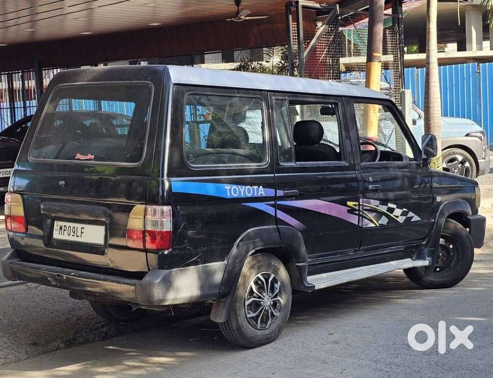 Toyota Qualis Fs 8seater, 2004, Diesel