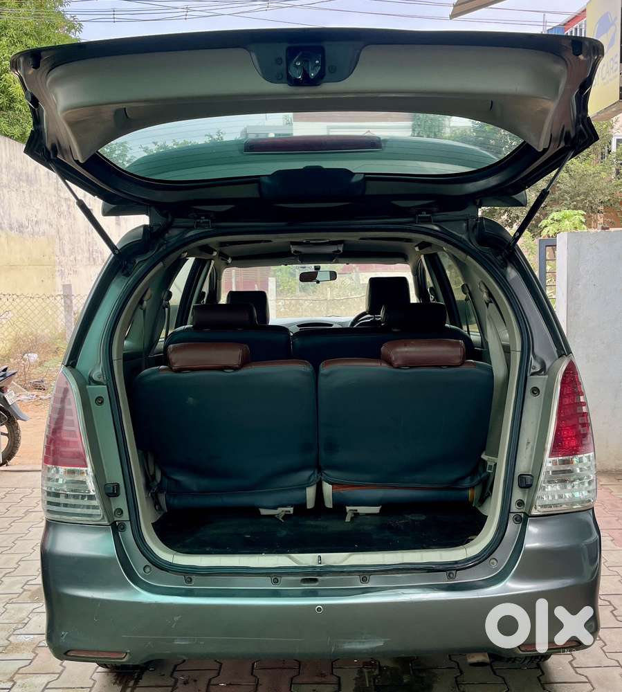 Toyota Innova 2.5 Ev Ms 8 Str Bsiv, 2011, Diesel