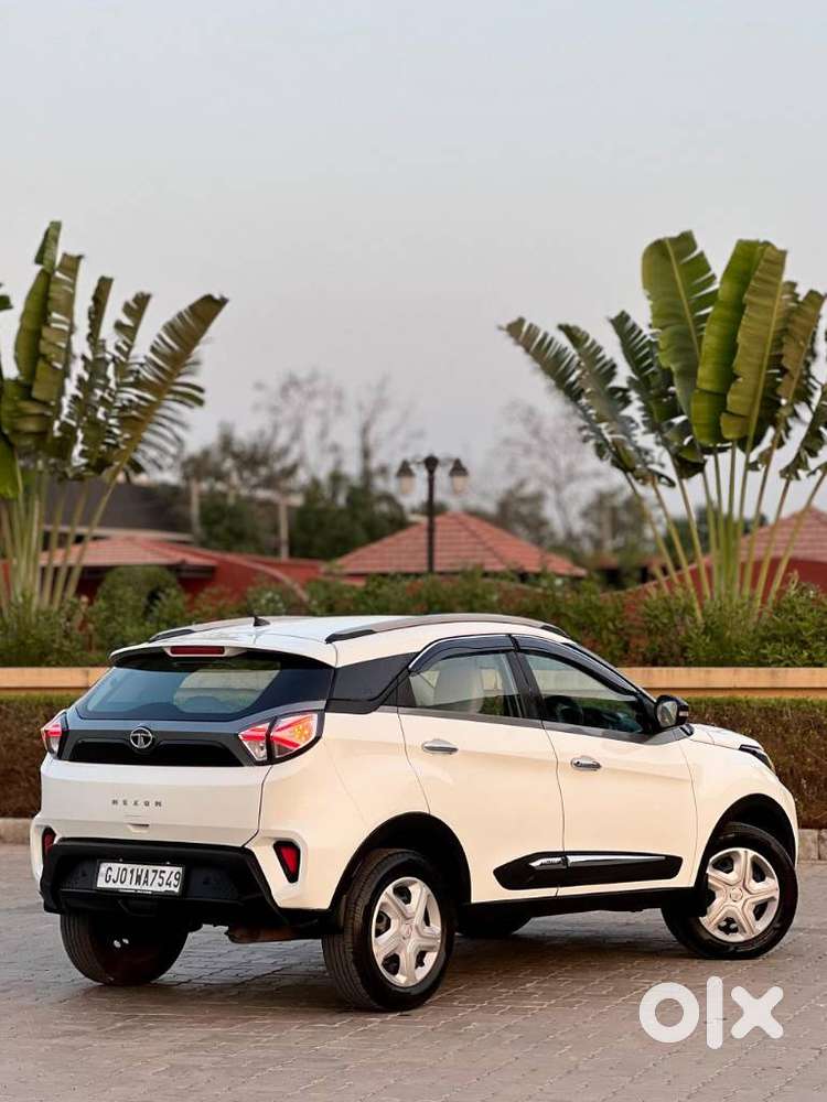 Tata Nexon 1.2 Revotron Xma Amt, 2021, Petrol